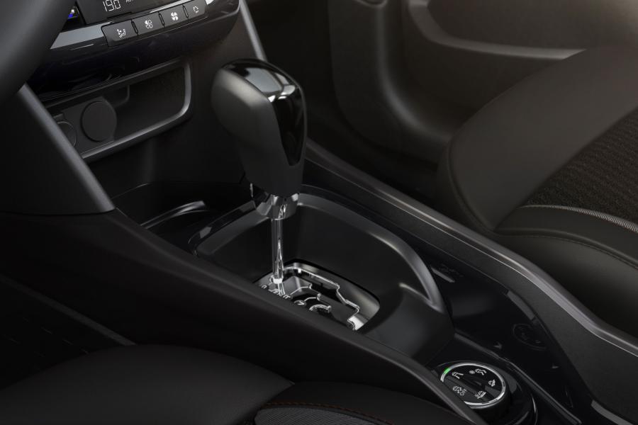 Детали интерьера Peugeot 2008 2019 года  (LA) (фото 2 из 14)